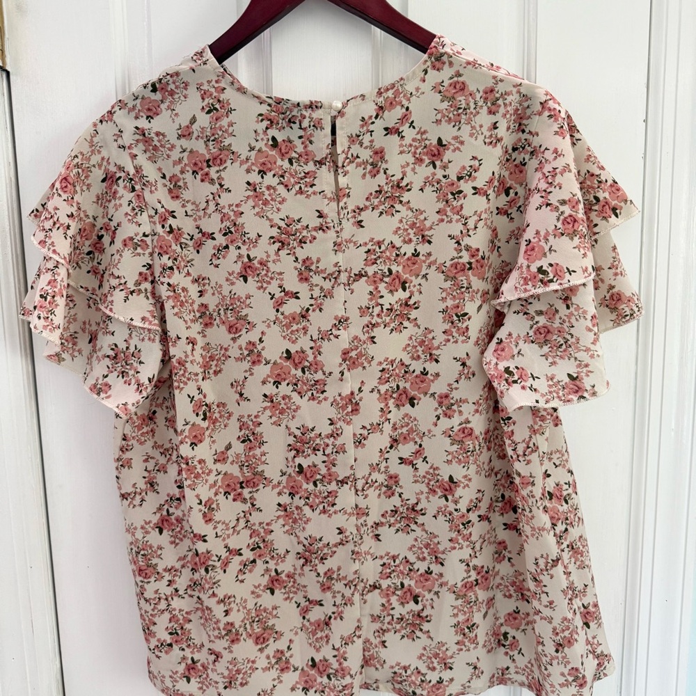 SHEIN Cream Pink Floral Ruffle Sleeve Blouse – Size XL - Picture 4 of 4